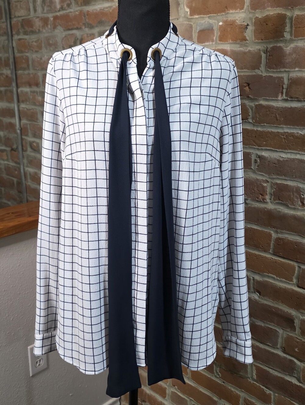 Michael Kors White Black Windowpane Grid Blouse Size M Grommet Tie Neck Top